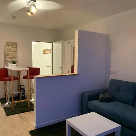 Apartment Toppmoderne Ferienwohnung In *