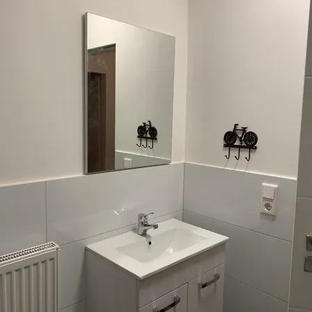 Apartment Toppmoderne Ferienwohnung In *